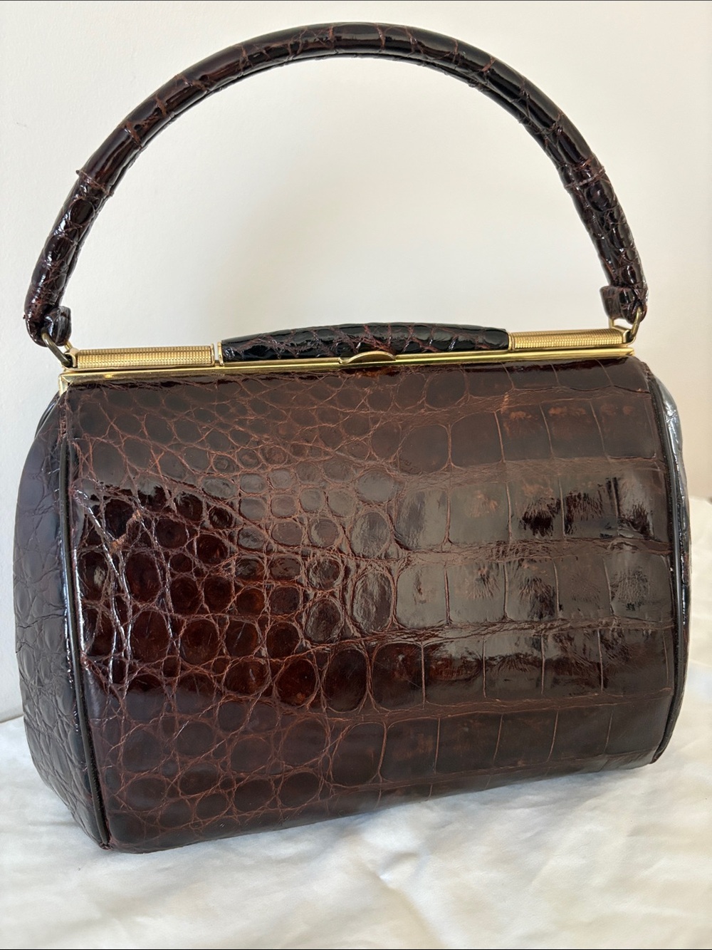 Bellestones Vintage 1940s Handbag - Genuine Crocodile